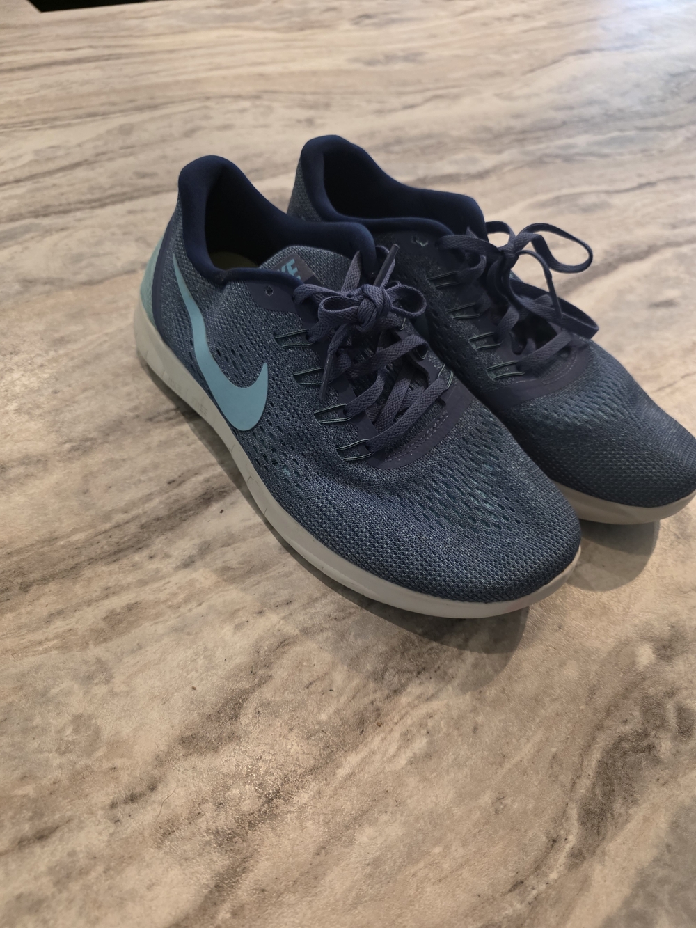 Size 9- Nike Women's LunarGlide 8 Ocean Fog